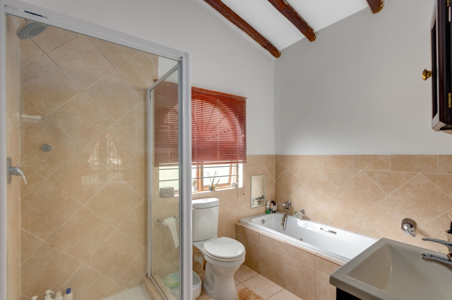 3 Bedroom Property for Sale in North Riding Gauteng