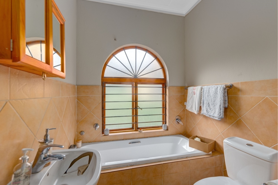 3 Bedroom Property for Sale in North Riding Gauteng