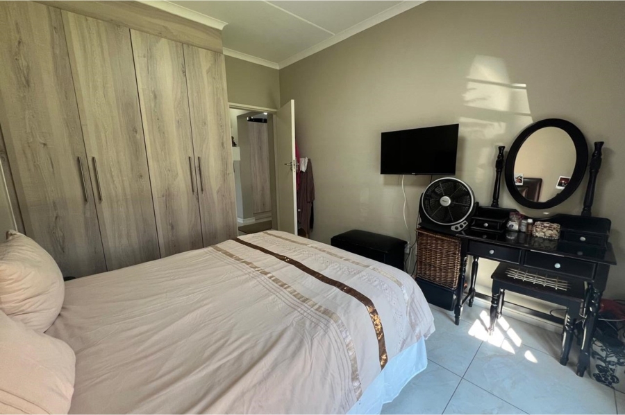 To Let 2 Bedroom Property for Rent in North Riding Gauteng