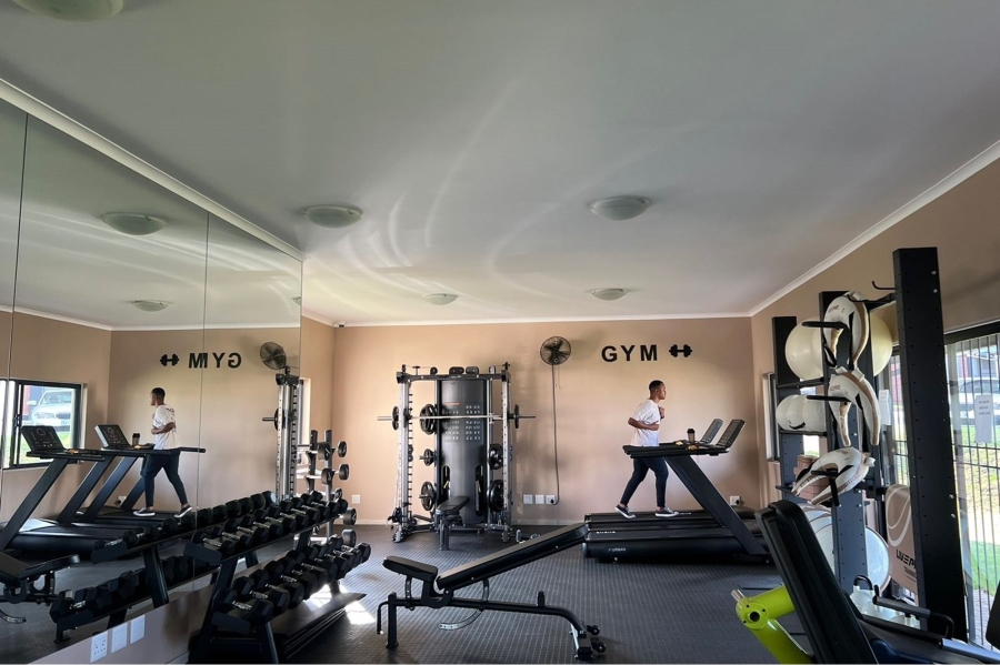 To Let 2 Bedroom Property for Rent in North Riding Gauteng