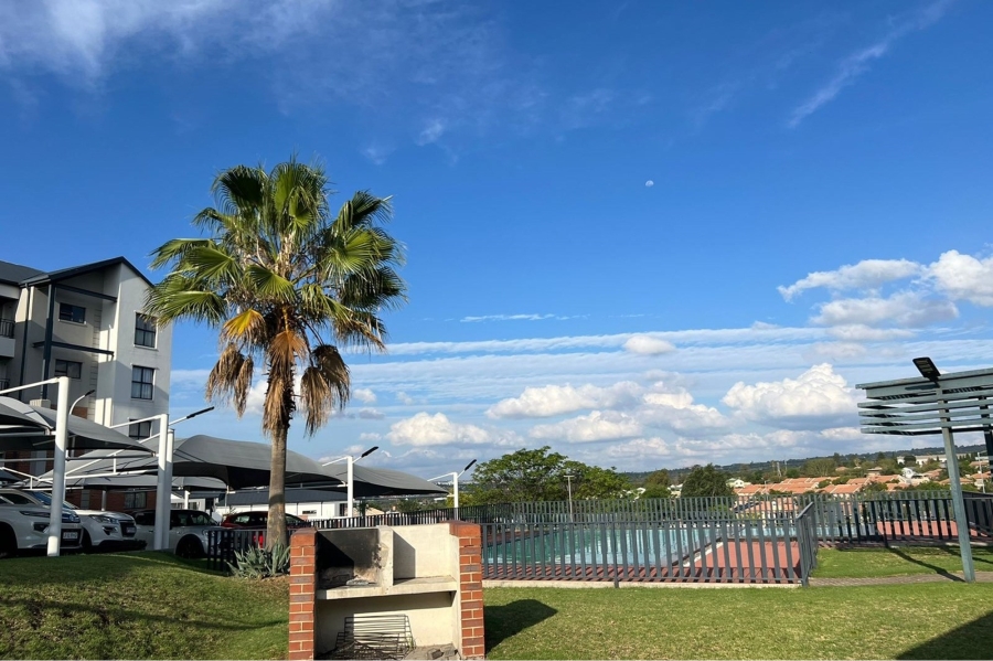 To Let 2 Bedroom Property for Rent in North Riding Gauteng