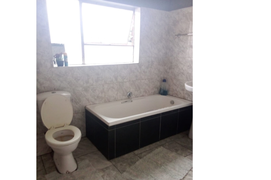 3 Bedroom Property for Sale in West Park Gauteng
