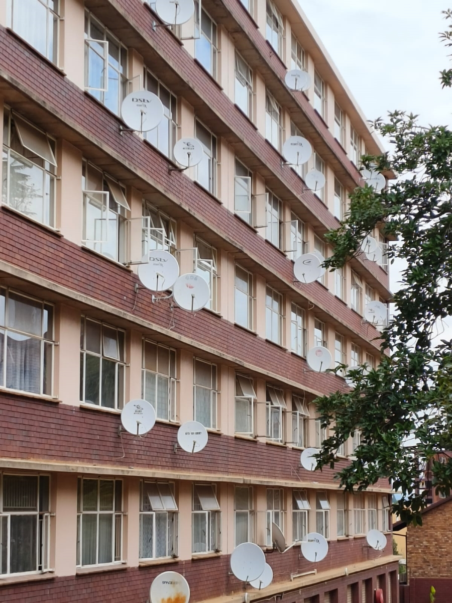 2 Bedroom Property for Sale in Wonderboom South Gauteng