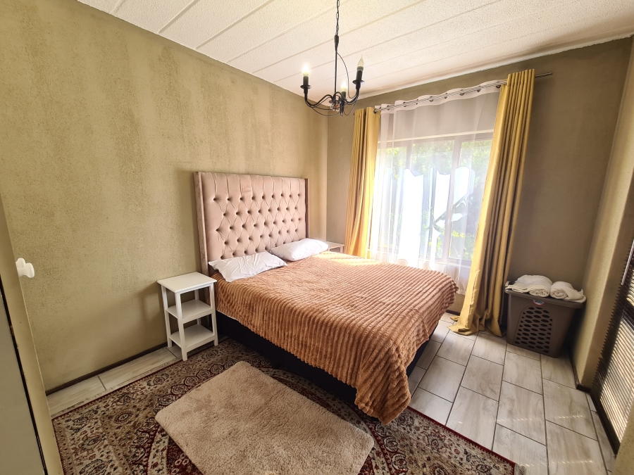 To Let 3 Bedroom Property for Rent in Magaliessig Gauteng