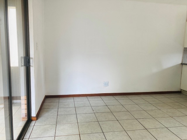 2 Bedroom Property for Sale in Brenthurst Gauteng