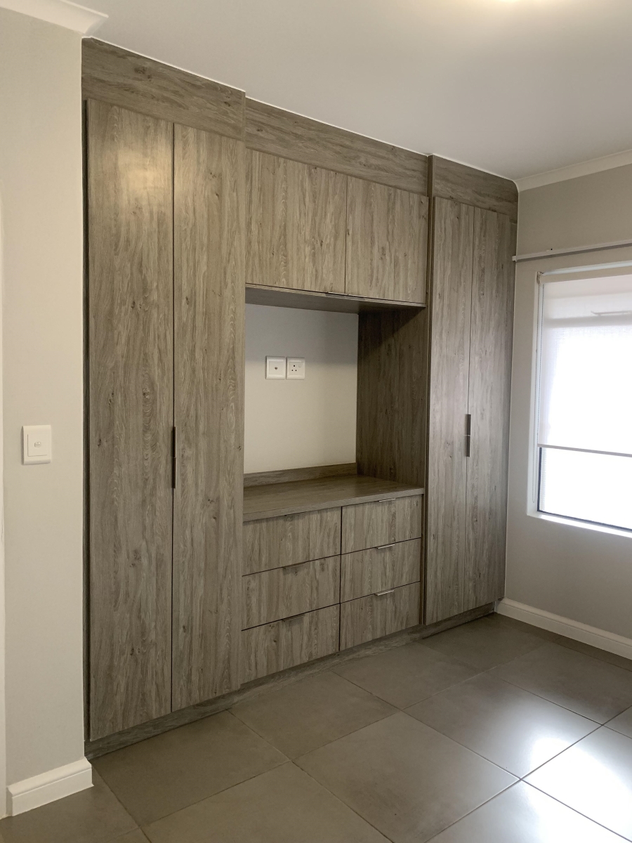 To Let 2 Bedroom Property for Rent in Morningside Gauteng