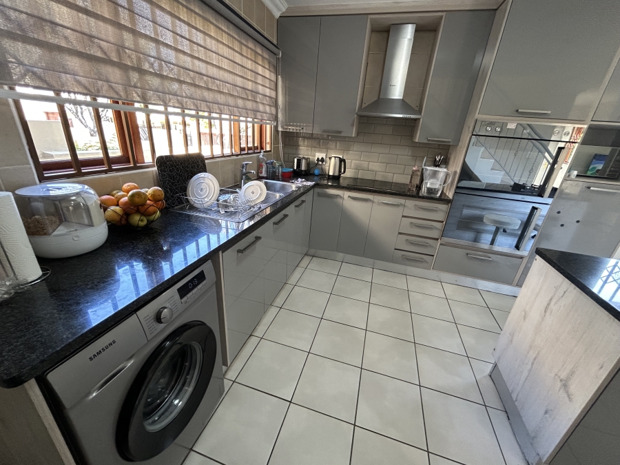 3 Bedroom Property for Sale in Kyalami Hills Gauteng