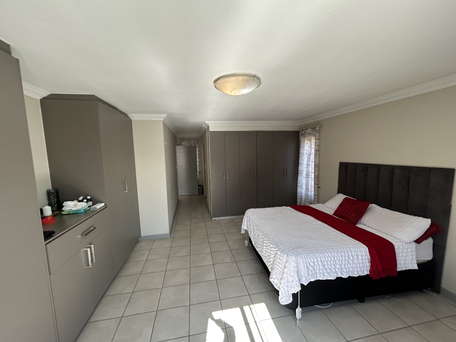 3 Bedroom Property for Sale in Kyalami Hills Gauteng