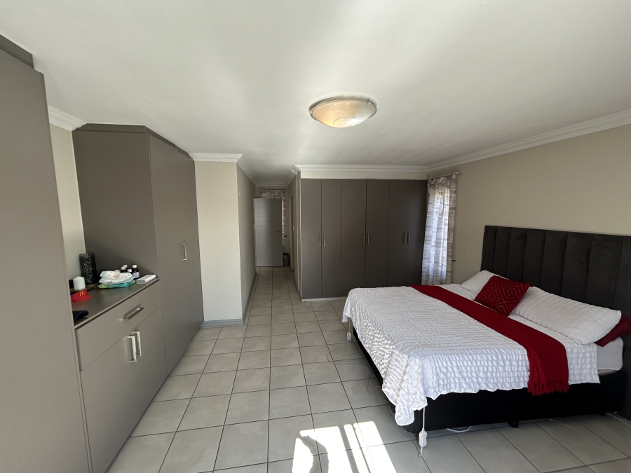 3 Bedroom Property for Sale in Kyalami Hills Gauteng