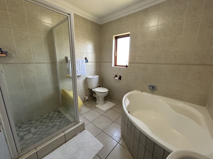 3 Bedroom Property for Sale in Kyalami Hills Gauteng