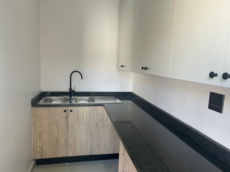 4 Bedroom Property for Sale in Garsfontein Gauteng
