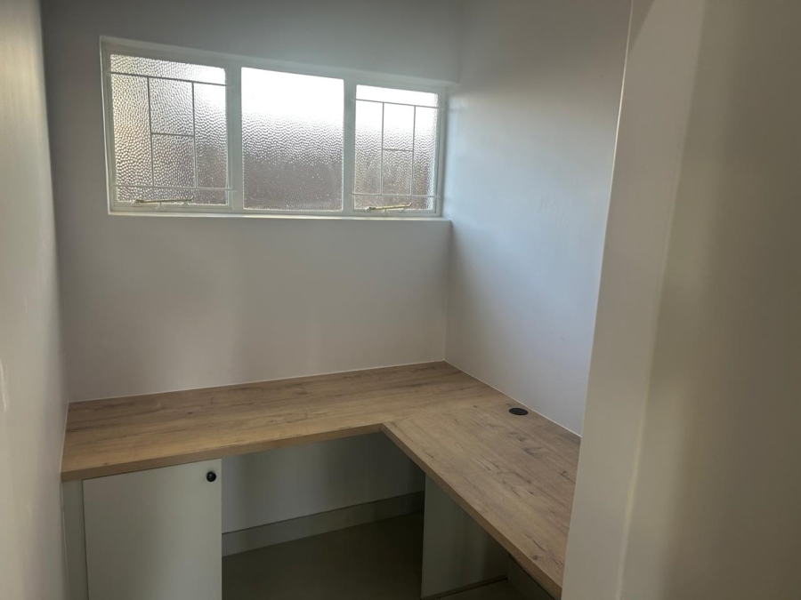 4 Bedroom Property for Sale in Garsfontein Gauteng