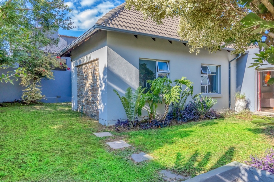 3 Bedroom Property for Sale in Broadacres Gauteng