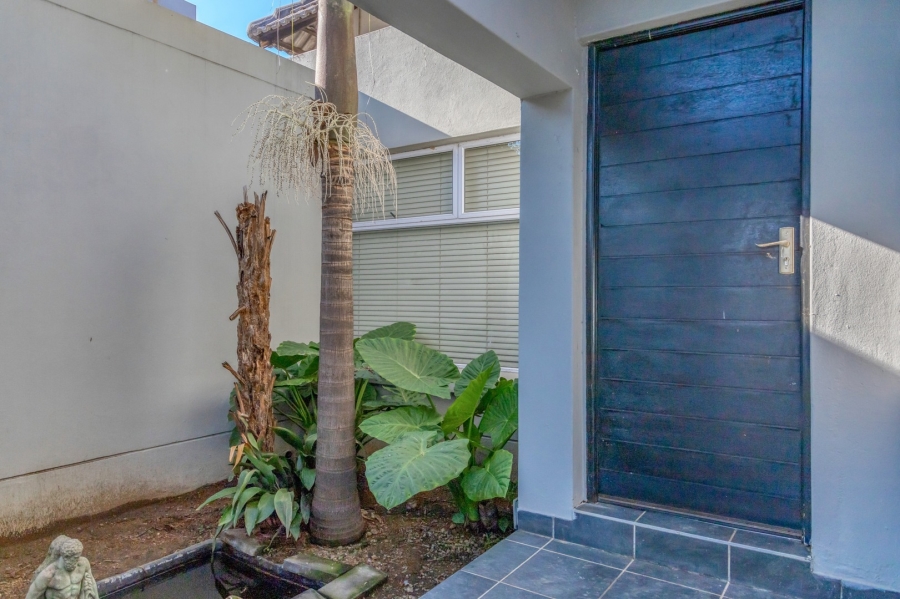 3 Bedroom Property for Sale in Broadacres Gauteng