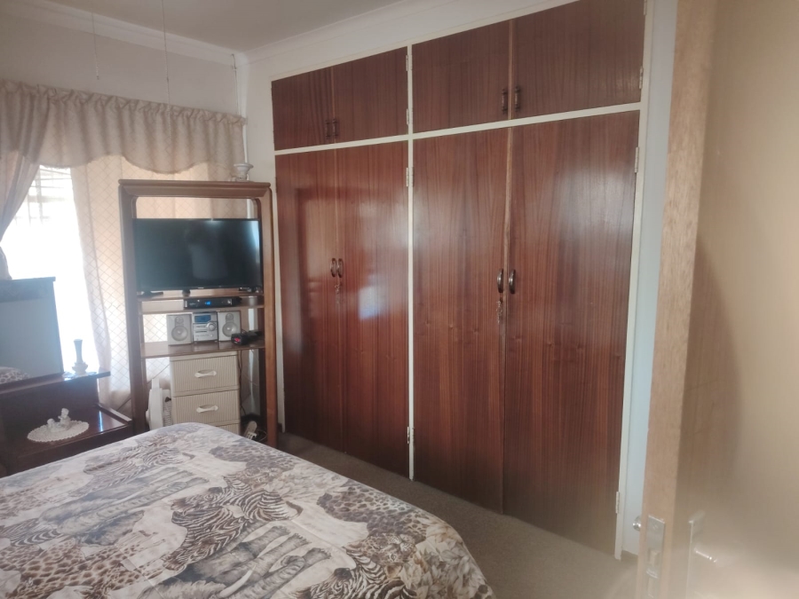 3 Bedroom Property for Sale in Randgate Gauteng