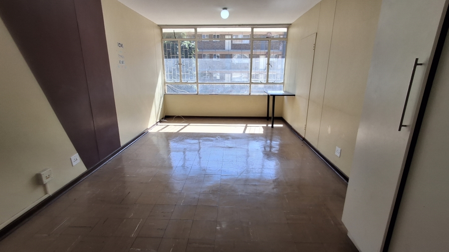 2 Bedroom Property for Sale in Sunnyside Gauteng