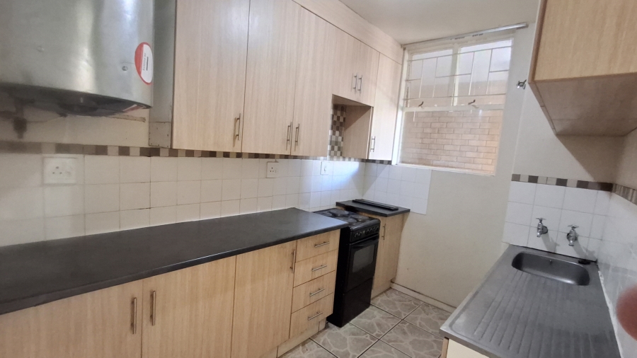 2 Bedroom Property for Sale in Sunnyside Gauteng