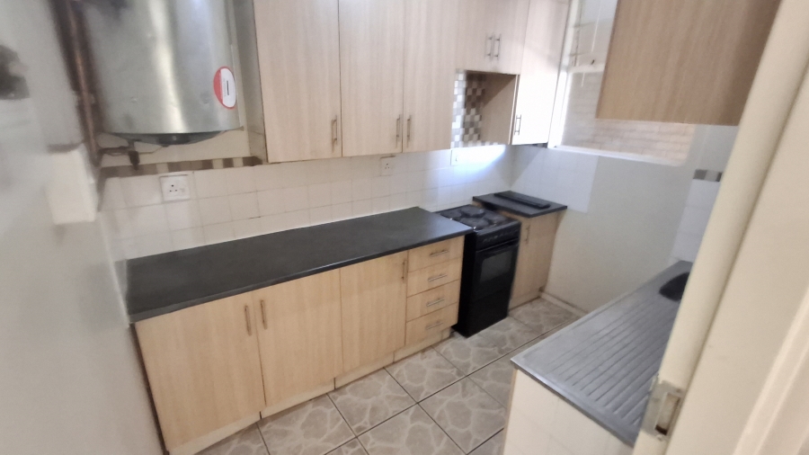 2 Bedroom Property for Sale in Sunnyside Gauteng