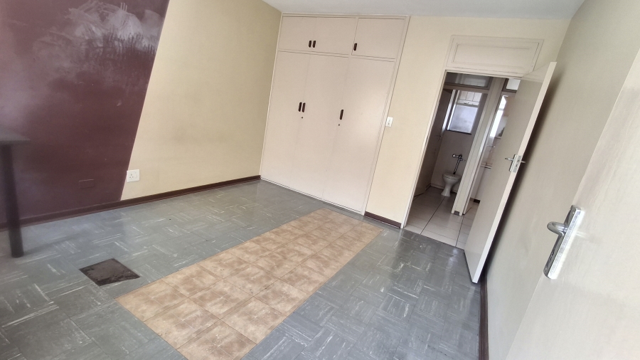 2 Bedroom Property for Sale in Sunnyside Gauteng