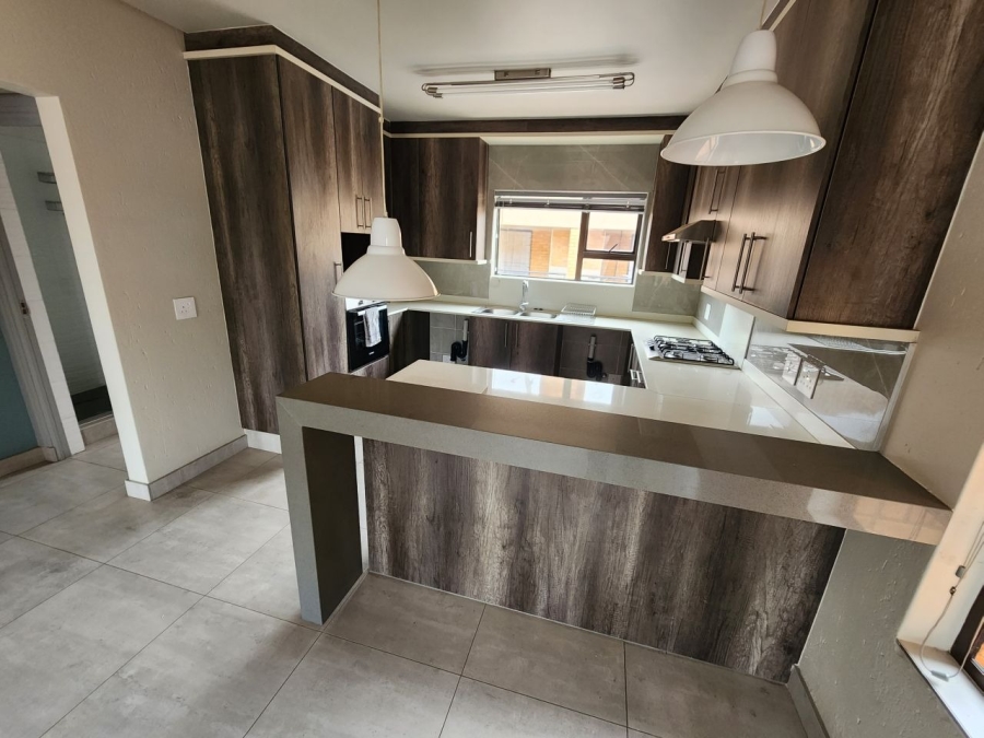 2 Bedroom Property for Sale in Ravenswood Gauteng