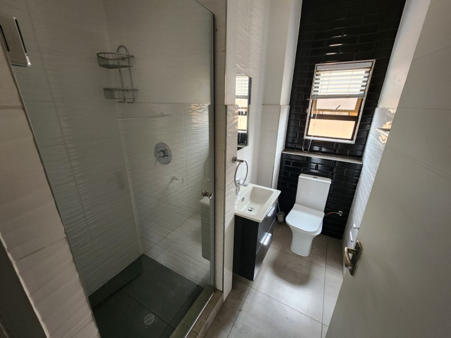 2 Bedroom Property for Sale in Ravenswood Gauteng