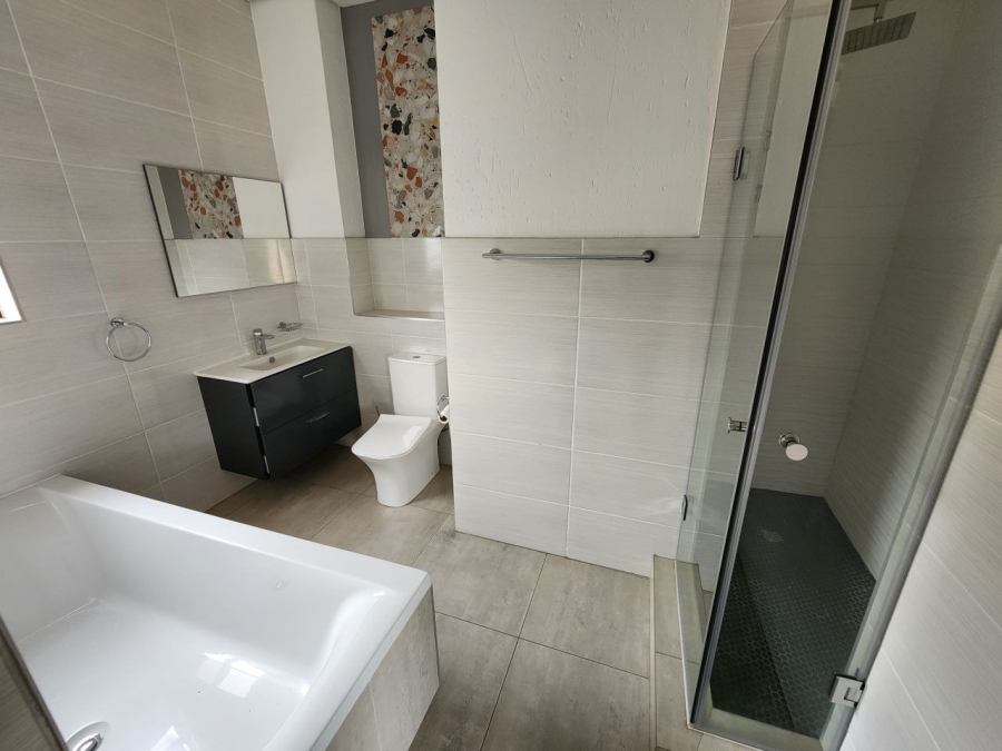 2 Bedroom Property for Sale in Ravenswood Gauteng