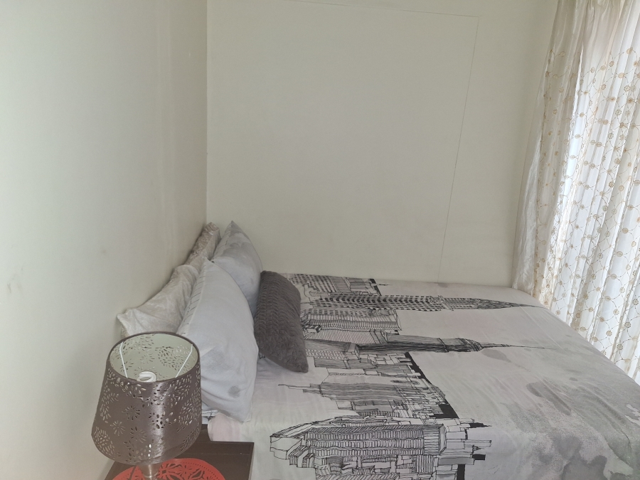 1 Bedroom Property for Sale in Sunnyside Gauteng