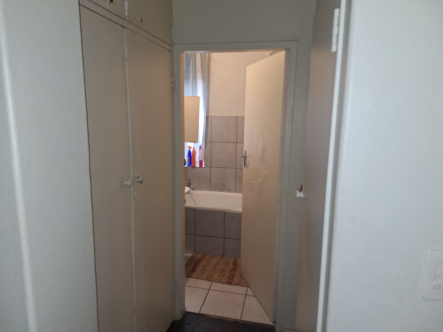 1 Bedroom Property for Sale in Sunnyside Gauteng