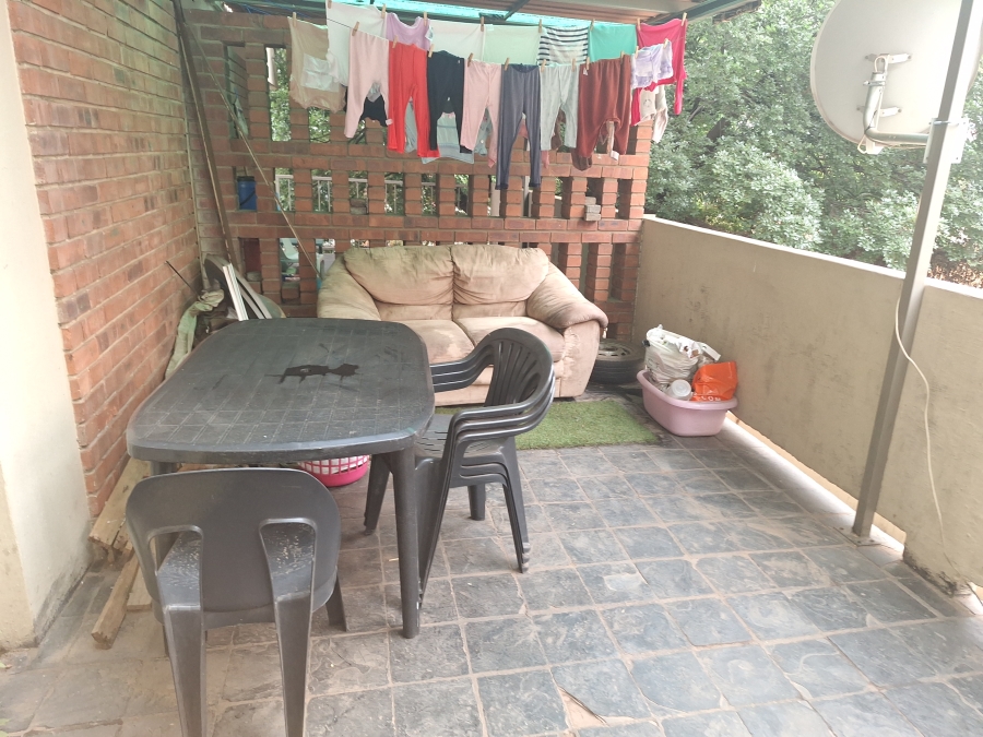 1 Bedroom Property for Sale in Sunnyside Gauteng