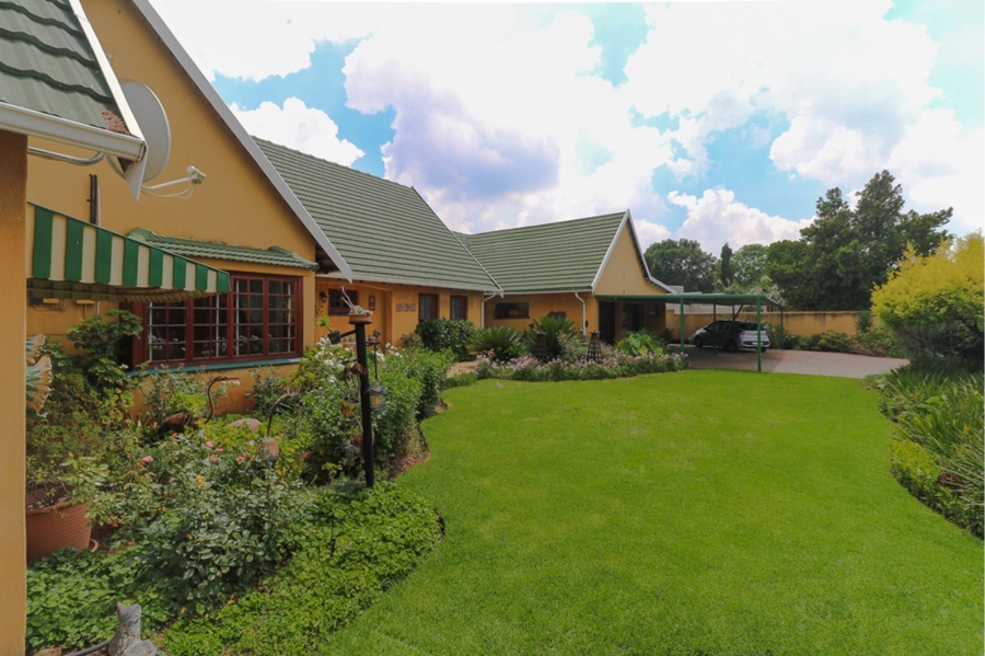 4 Bedroom Property for Sale in Selcourt Gauteng