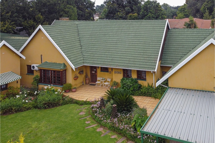 4 Bedroom Property for Sale in Selcourt Gauteng