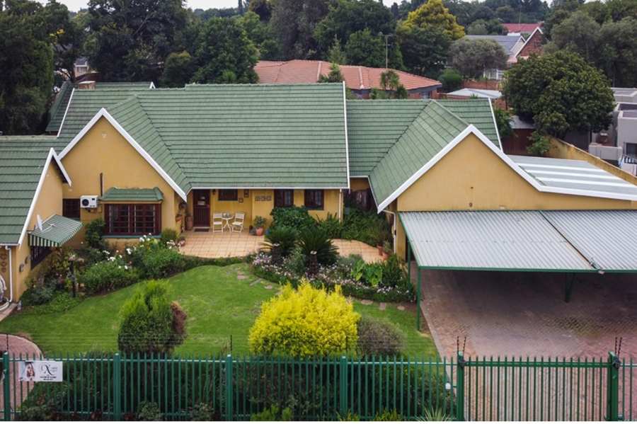 4 Bedroom Property for Sale in Selcourt Gauteng