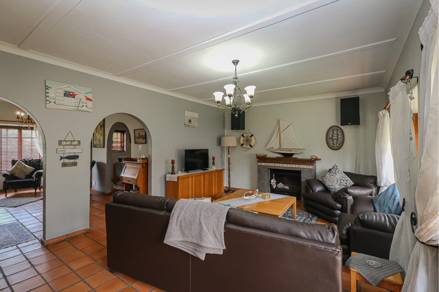 4 Bedroom Property for Sale in Selcourt Gauteng
