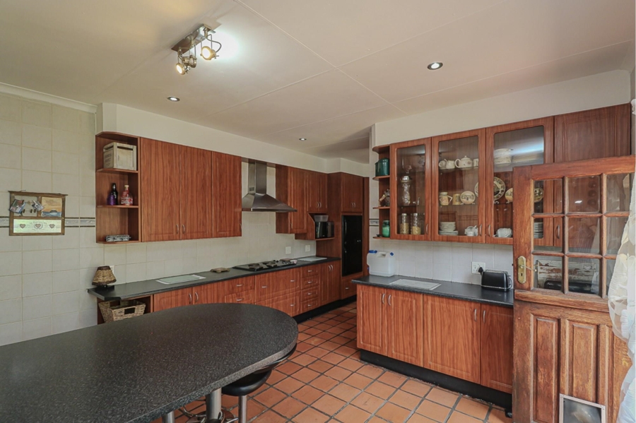 4 Bedroom Property for Sale in Selcourt Gauteng