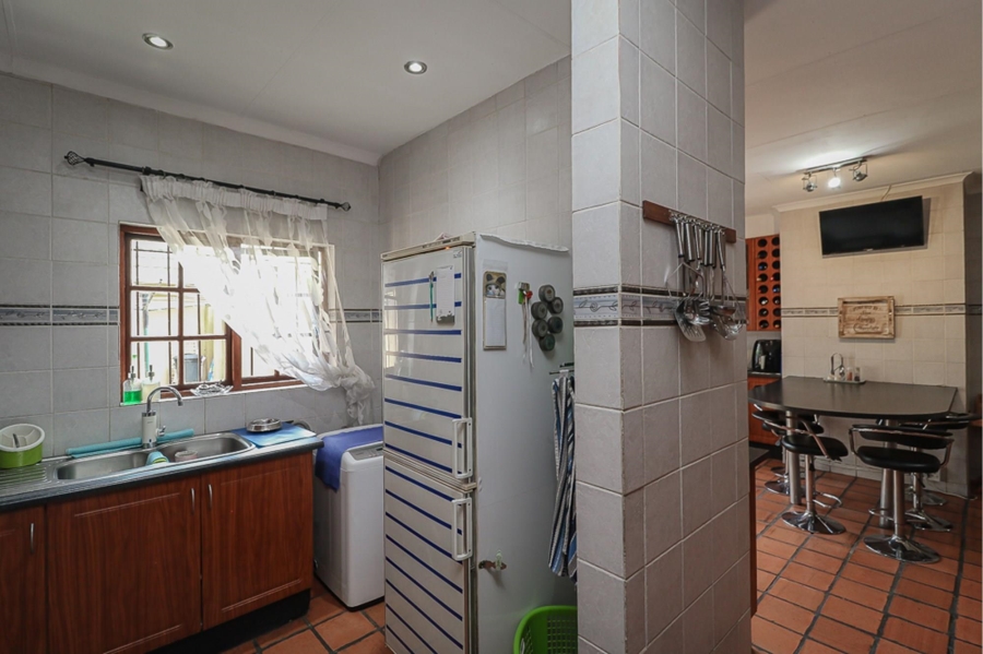 4 Bedroom Property for Sale in Selcourt Gauteng