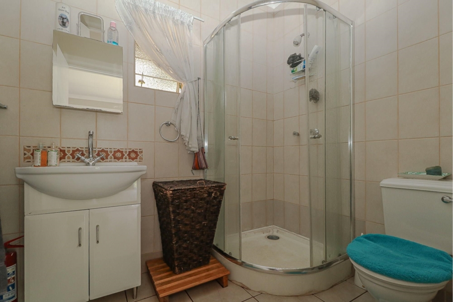 4 Bedroom Property for Sale in Selcourt Gauteng