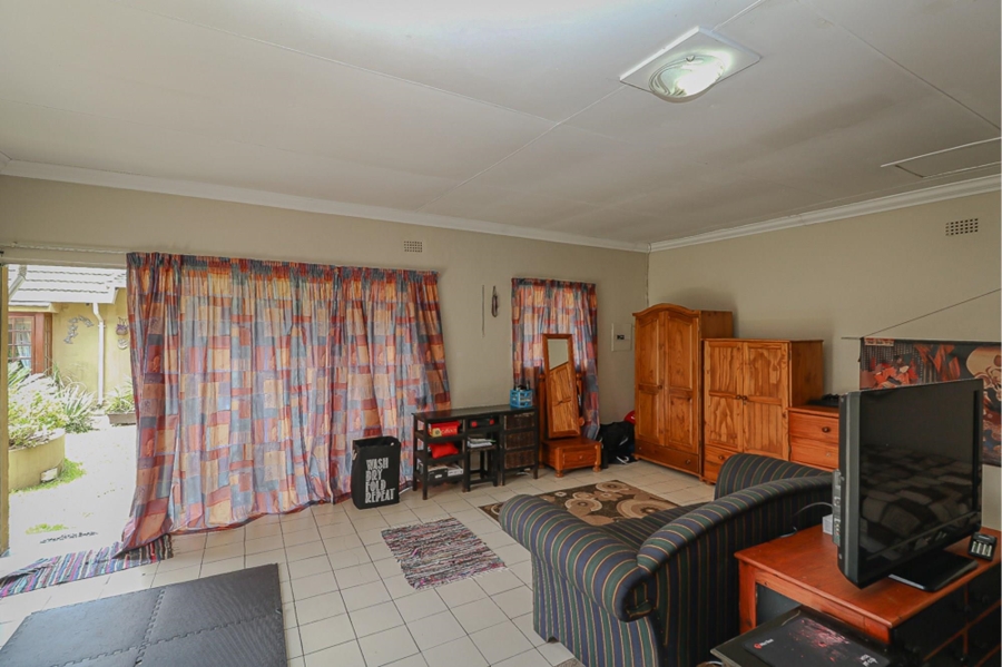 4 Bedroom Property for Sale in Selcourt Gauteng