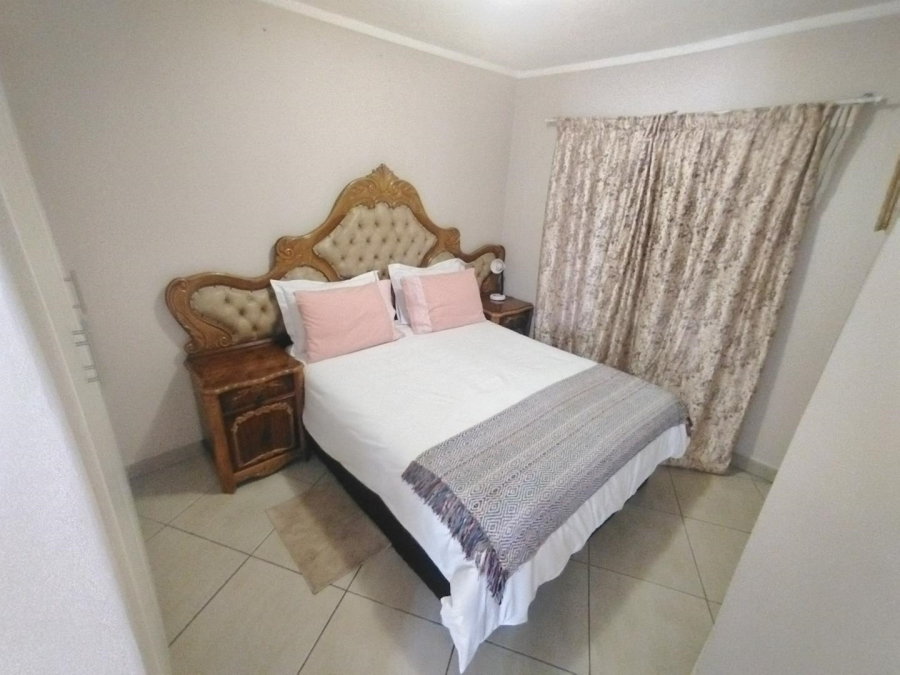 2 Bedroom Property for Sale in Menlyn Gauteng