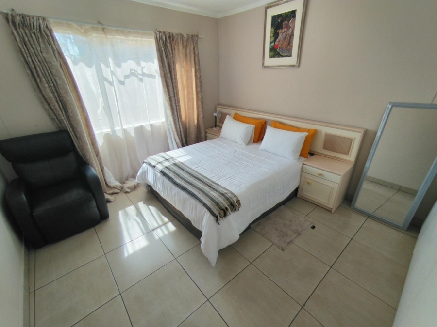 2 Bedroom Property for Sale in Menlyn Gauteng
