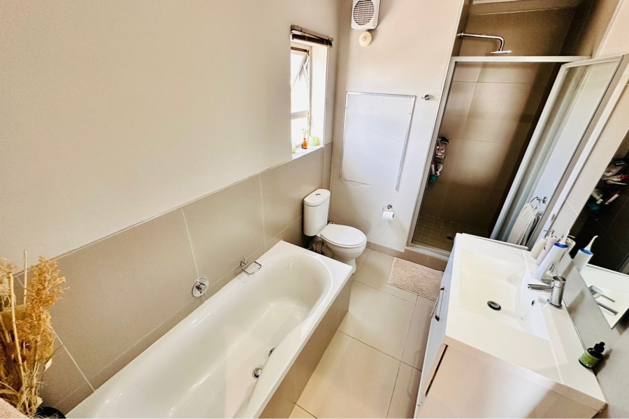 2 Bedroom Property for Sale in Riepen Park Gauteng