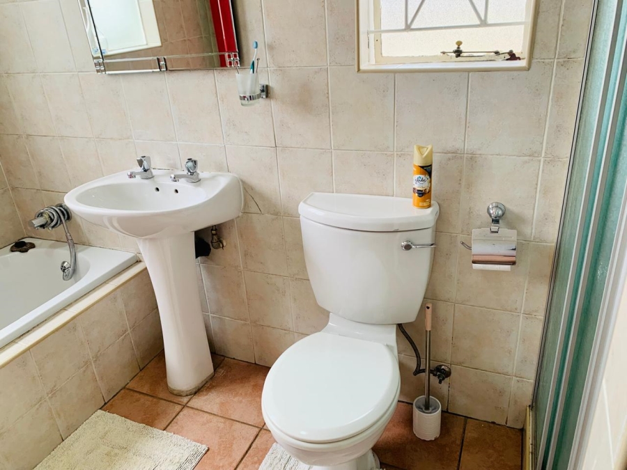 4 Bedroom Property for Sale in Jordaan Park Gauteng