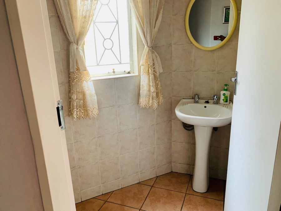 4 Bedroom Property for Sale in Jordaan Park Gauteng