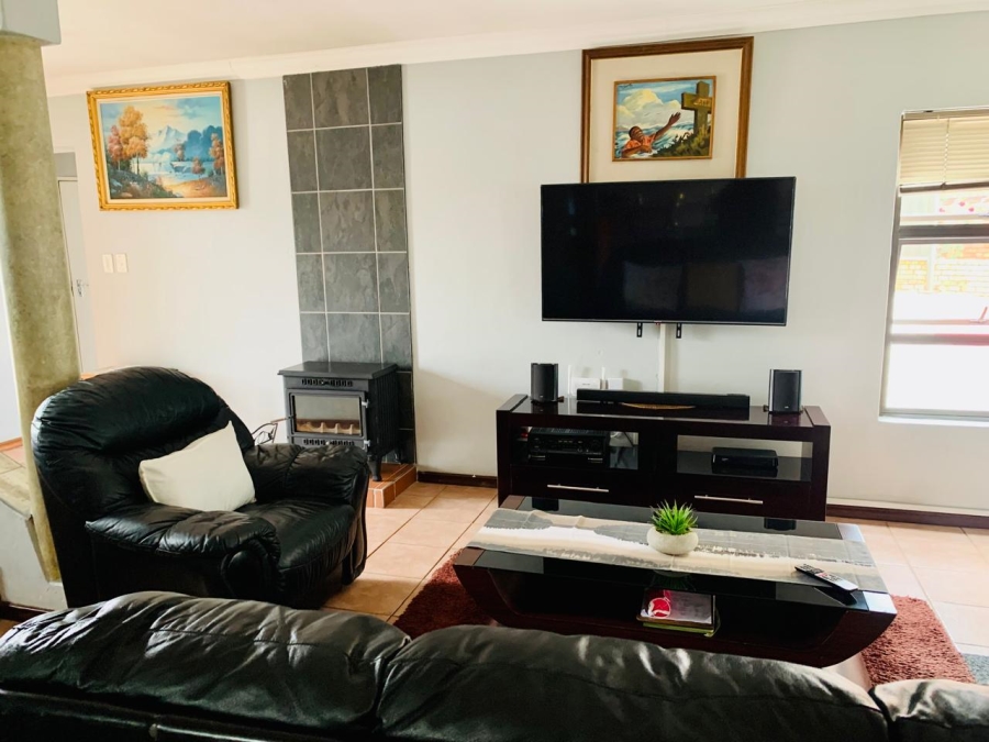 4 Bedroom Property for Sale in Jordaan Park Gauteng