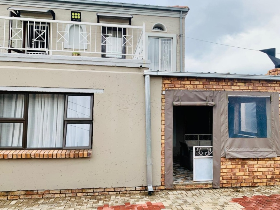 4 Bedroom Property for Sale in Jordaan Park Gauteng