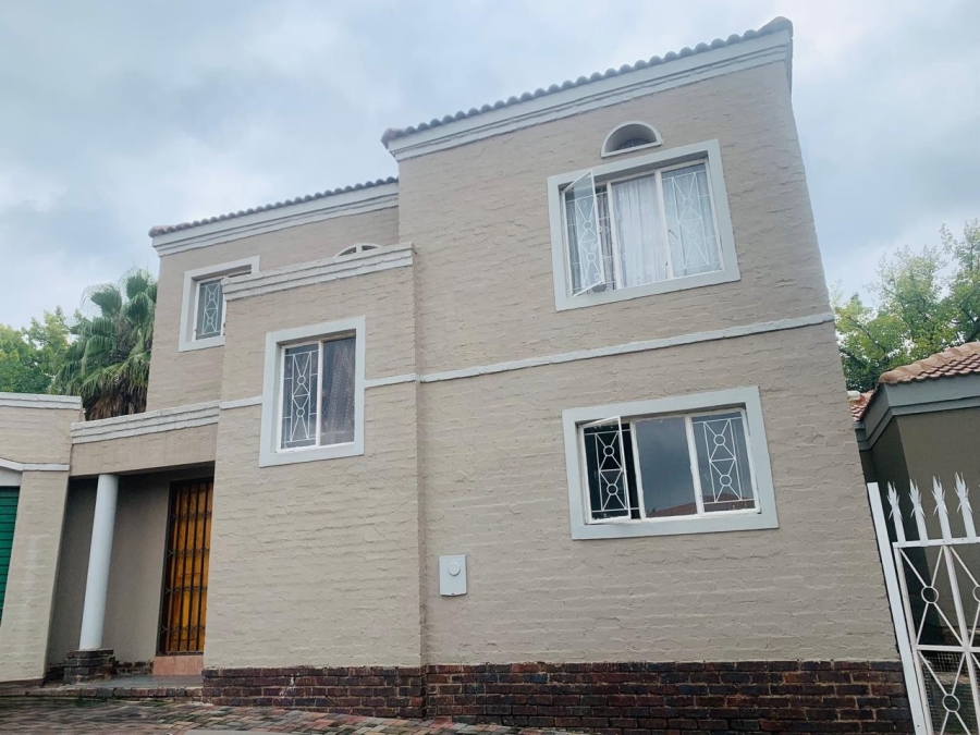 4 Bedroom Property for Sale in Jordaan Park Gauteng