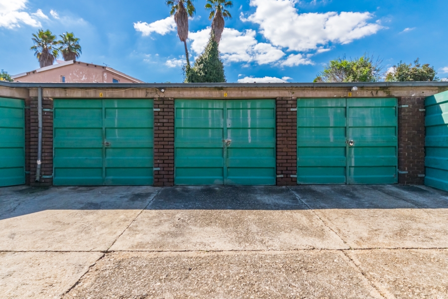 2 Bedroom Property for Sale in Florida Gauteng