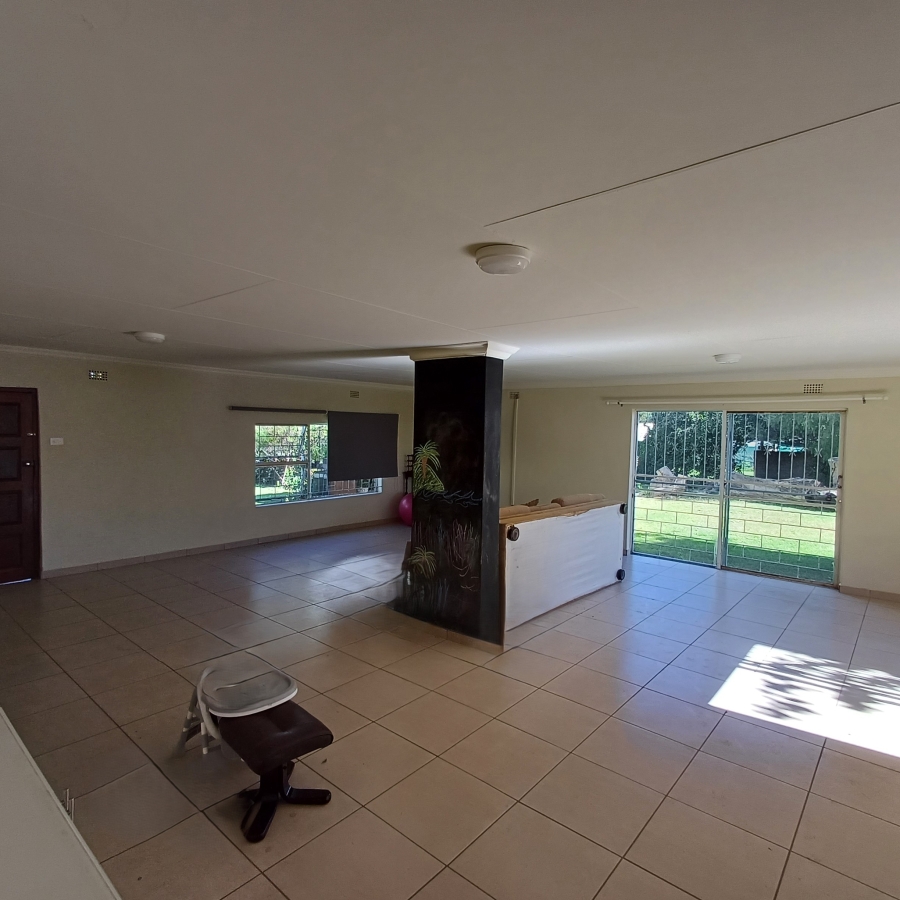 4 Bedroom Property for Sale in New Kentucky Gauteng