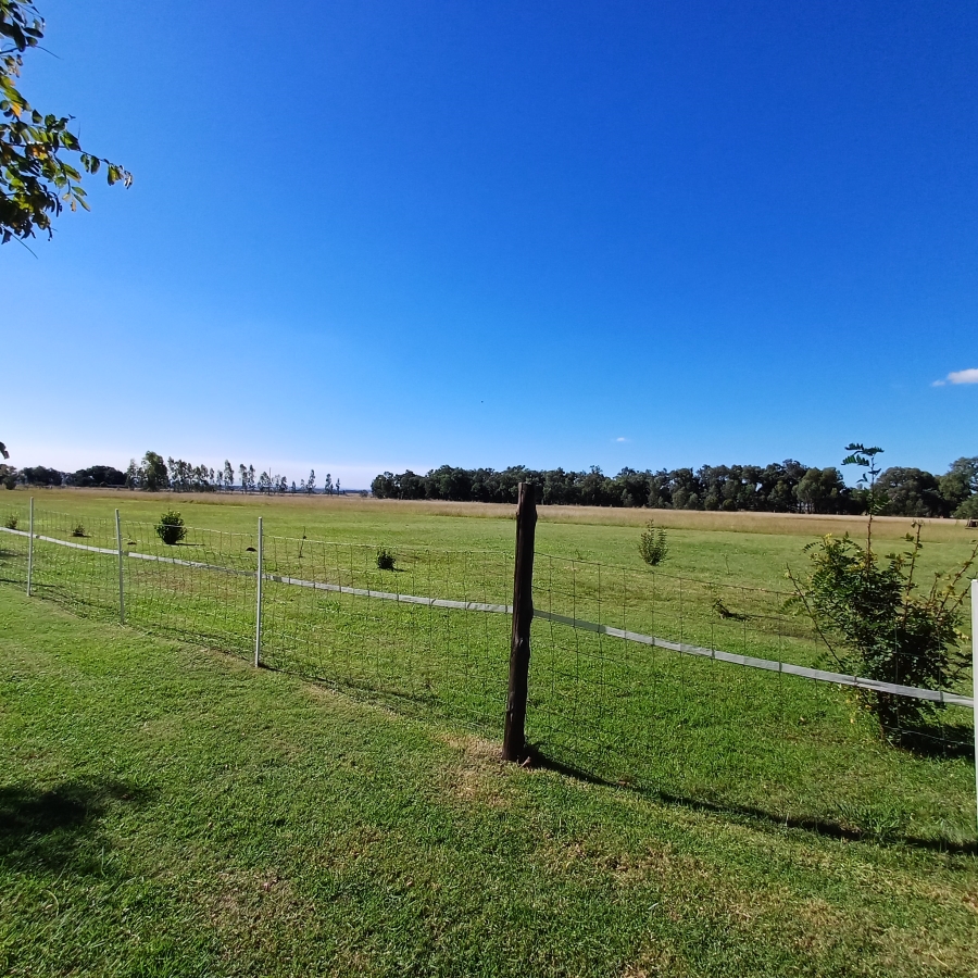 4 Bedroom Property for Sale in New Kentucky Gauteng