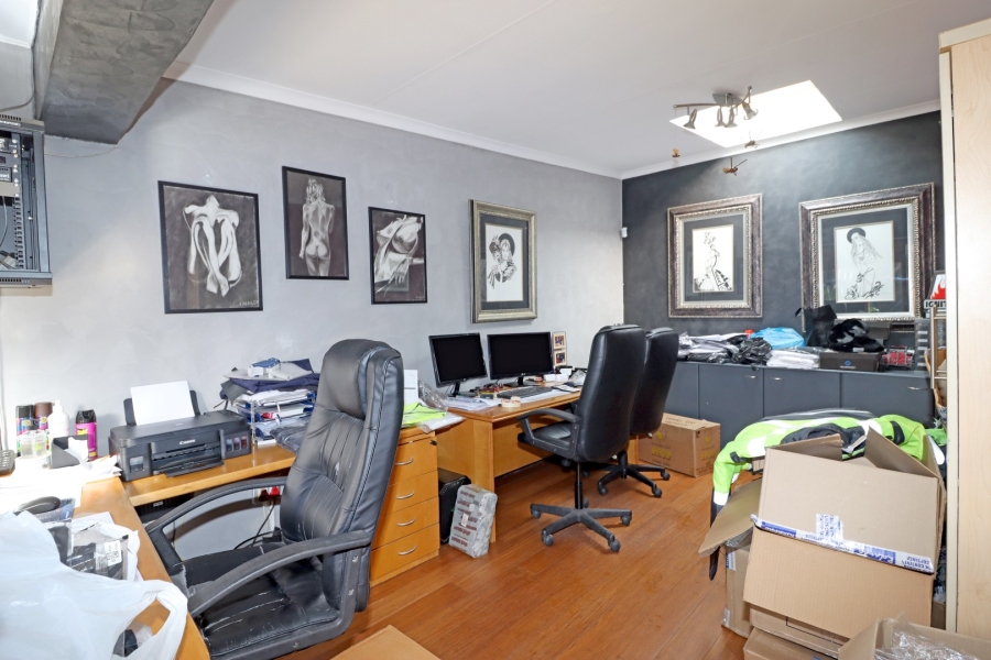 3 Bedroom Property for Sale in Norwood Gauteng
