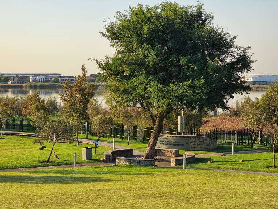 3 Bedroom Property for Sale in Parkhaven Gauteng